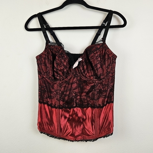Cacique Lace details black red Corset Top Size 14/16 NWT - Picture 1 of 7